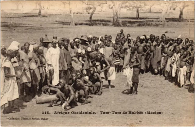 CPA AK SENEGAL 315. Dakar - Fortier - Tam-Tam de Habbés (70331)