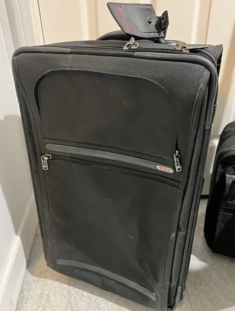 tumi alpha carry on luggage