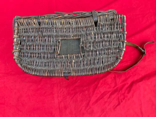 OLD ENGLISH ANTIQUE Wicker Trout Fishing Creel and Leather Strap. £84.00 -  PicClick UK