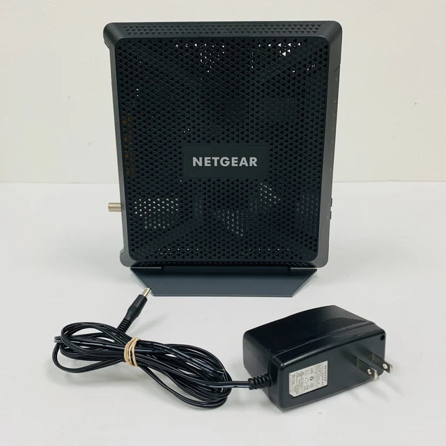 NETGEAR Nighthawk C7000 AC1900 Wi-Fi Cable Modem Router