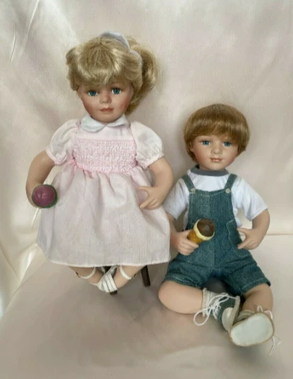 Heritage Signature Collection ~ Porcelain Dolls ~ Kerry & Kevin ~ NIB ~ *Read