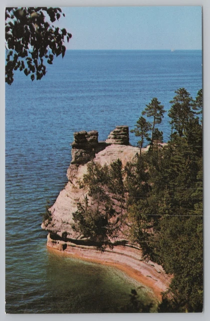 Munising MI~Miners Castle Rock Formation Pictured Rocks Park~Vintage Postcard