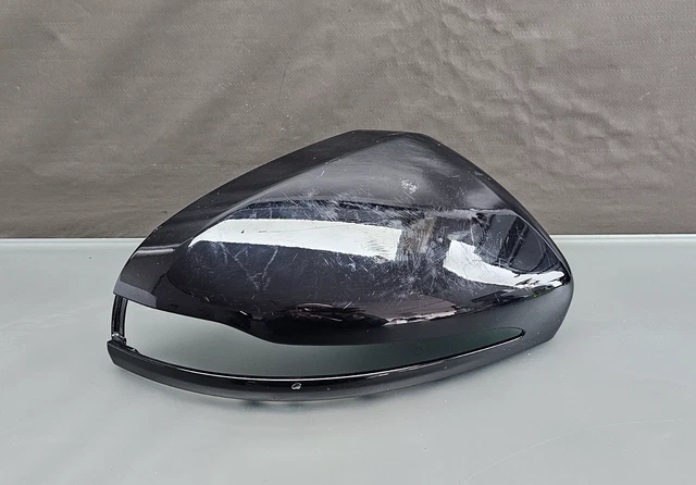 Poignée De Toit Arrière Droite Pour Mercedes W213 AMG E63 2018 (RHD) - Référence A0998150100, Occasion
