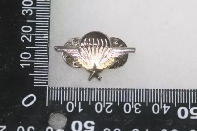 French Army / Foreign Legion Parachute Wing Lapel Pin Badge 2 Colour