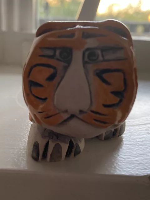 Vintage Artesania Rinconada Uruguay Art Pottery Collectible Carved Tiger Cat