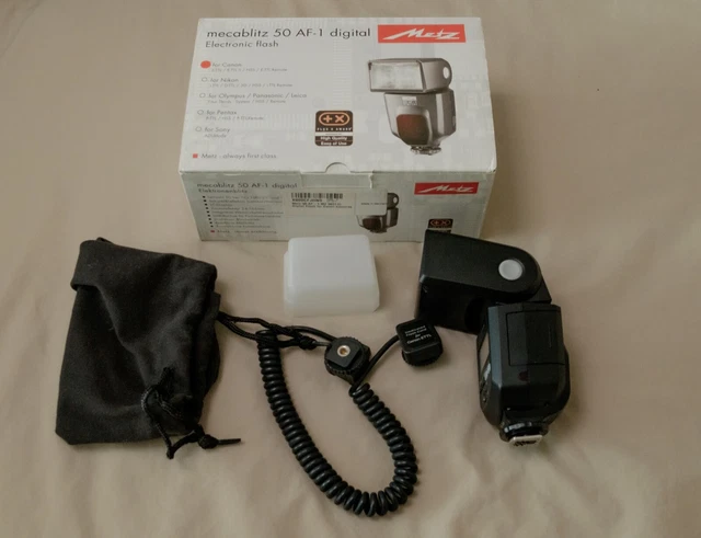 METZ Flash 50 AF-1 auto focus Shoe Mount  Digital for CANON + accessories shown