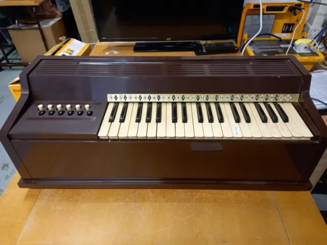 Vintage Rosedale Electric Organ