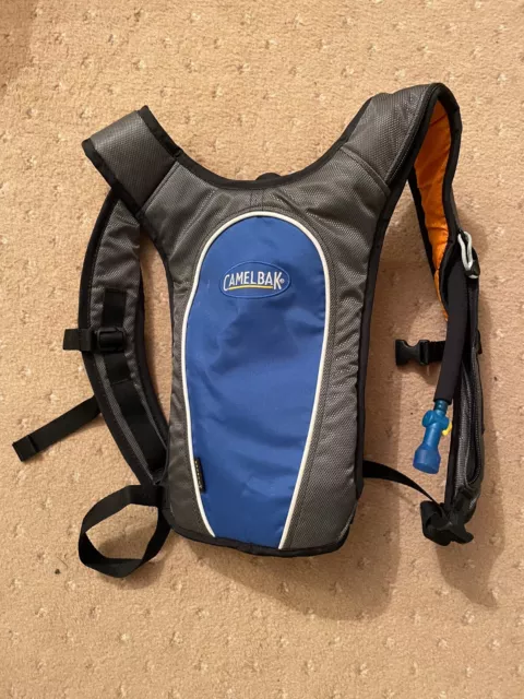 Camelbak Hydration Backpack 1.5L, with Straw, Grey & Blue