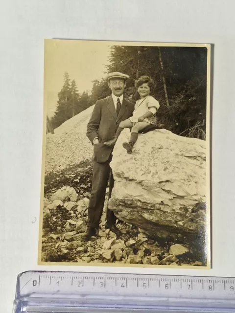 FOTO ritratto di padre con bambino in montagna old photo BR551 ^