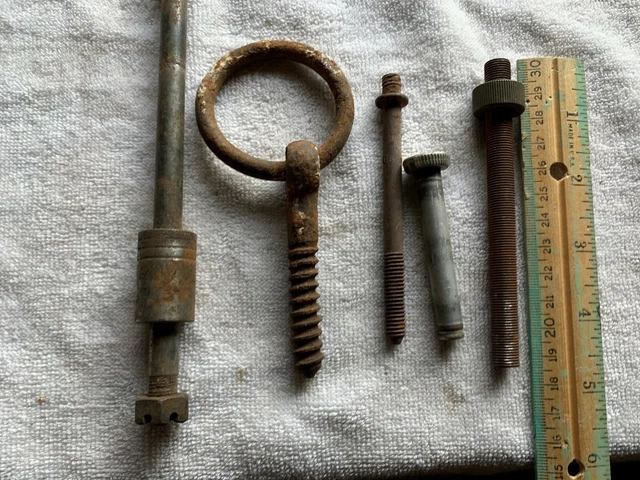 UNUSUAL SCREW IN hardware misc vintage
