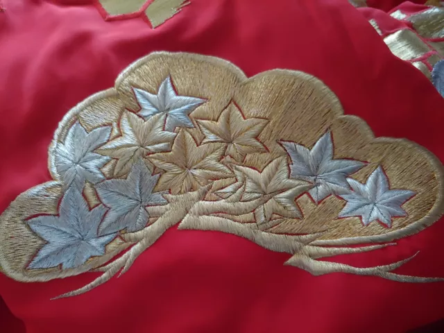 VTG UCHIKAKE KIMONO🌹Furisode RED Wedding FORMAL JAPANESE SILK HEAVY EMBROIDERY 11