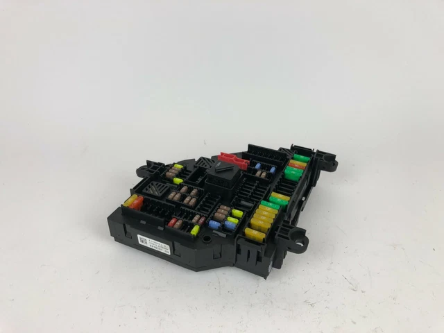 BMW X3 X4 Séries F25 F26 Arrière Puissance Distribution Fusible Box Relais Unité