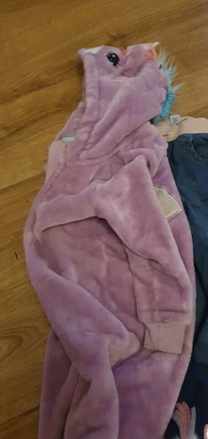 Girls clothes bundle age 4-6years Inc unicorn all in one 9