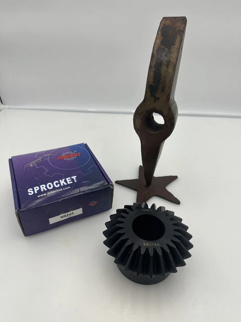 AMEC M624A Straight Tooth Miter Gear 6-DP 20°-PA 1-1/2"-Bore 24-Tooth NEW OEM