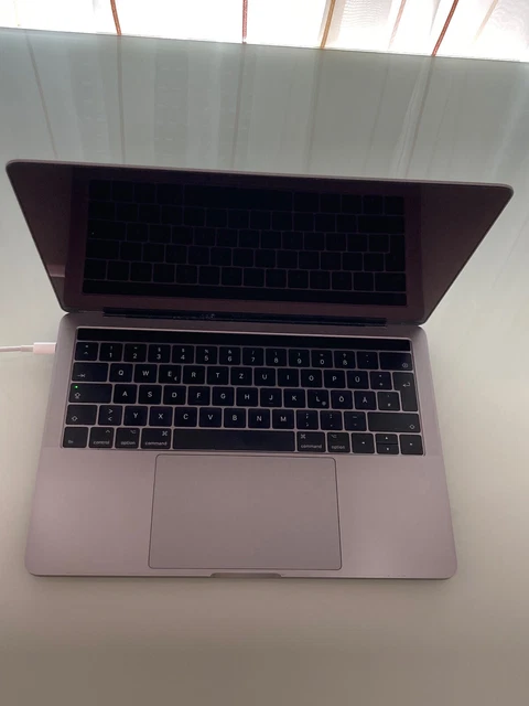 Apple MacBook Pro Retina TouchBar 13,3" 3,1 Ghz i5 + 512 GB SSD 16 GB RAM + 2017