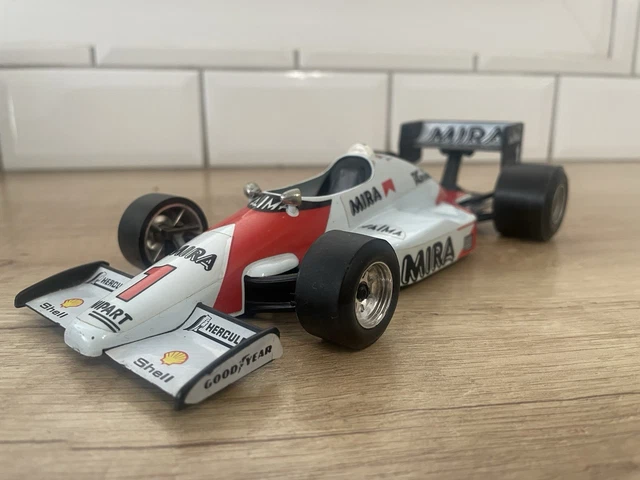 Solido 1:18 A. Prost Mclaren F1 MP4/2C #1 Formule 1 wereldkampioen 1986 151233 model auto 151233