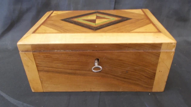 Ancienne Boîte/coffret En Bois Avec Clé Et Lithographie 1900 - Coffre à Bijoux Vintage - Occasion