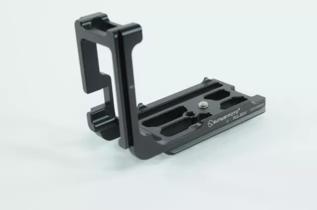 Sunwayfoto PCL-5DIV Custom L-Bracket for Canon EOS 5D Mark IV #G601