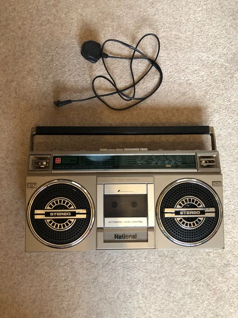 VINTAGE! WORKING RADIO Cassette NATIONAL PANASONIC RQ-4050LJ FM First hand! EUR 179,00 - FR