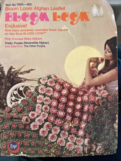 Vintage Bloom Loom Flower Leaflet 7683 Afghan Double Daisies Posies Pink Princes