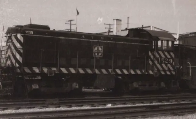 5C Photograph ATSF 1529 Polaroid Train Engine Railroad 2026-R