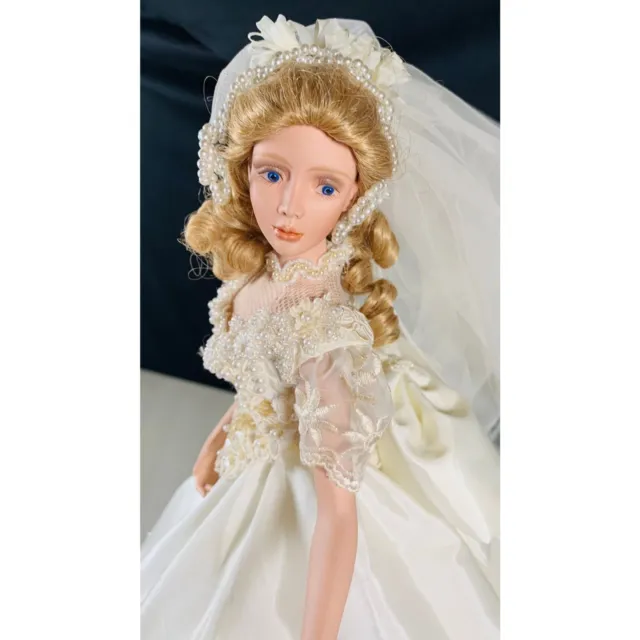 The Ashton drake gallery Melody bridal porcelain doll by Cindy McClure #6296