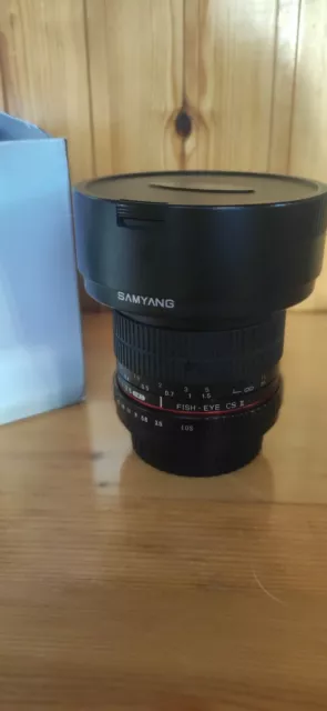 Samyang 8mm f/3.5 UMC Fish-eye CS II Canon