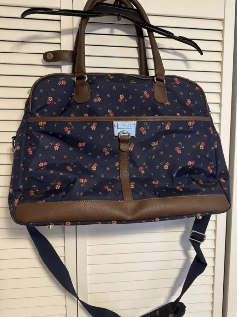 CHAPS SADDLE HAVEN Pack All Boarding Bag In Navy Floral 50.00