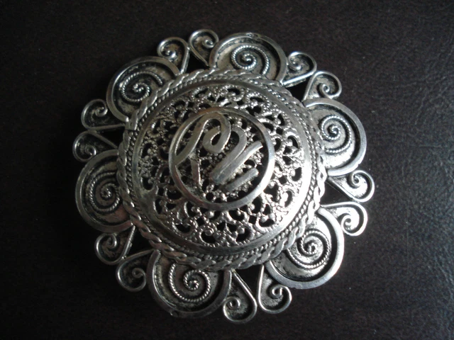 Superbe broche ancienne Maroc art berbère Afrique du Nord en argent massif.