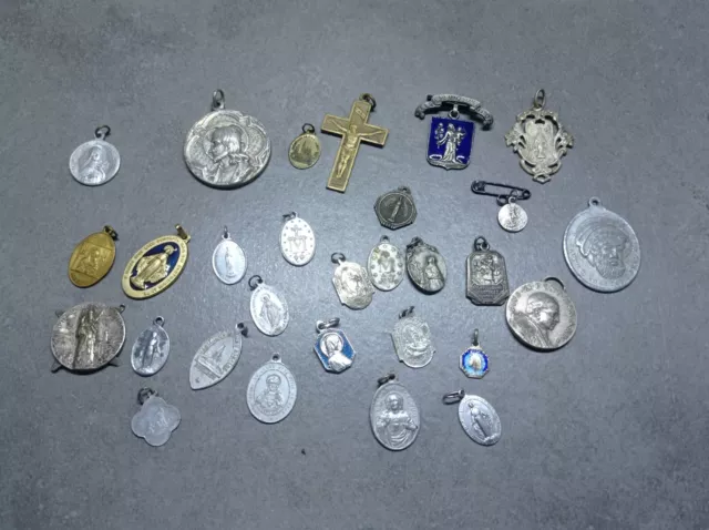 Paket Religiöse Medaillen Jesus Christ Kreuz Brosche Usw REF00473J