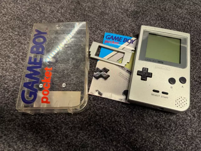 Nintendo Game Boy Pocket - silber - inkl. Case