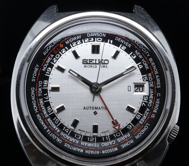 VINTAGE SEIKO AUTOMATIC world time 17 jewels Steel Mens Watch Ref 6117