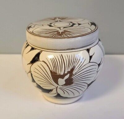 Signed Arts & Crafts Studio Pottery Decorated Jar See Signature Don't Know Maker