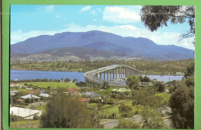 #P.  1978  Australian  Postcard - Tasman Bridge & Mt Wellington, Hobart, Tas.