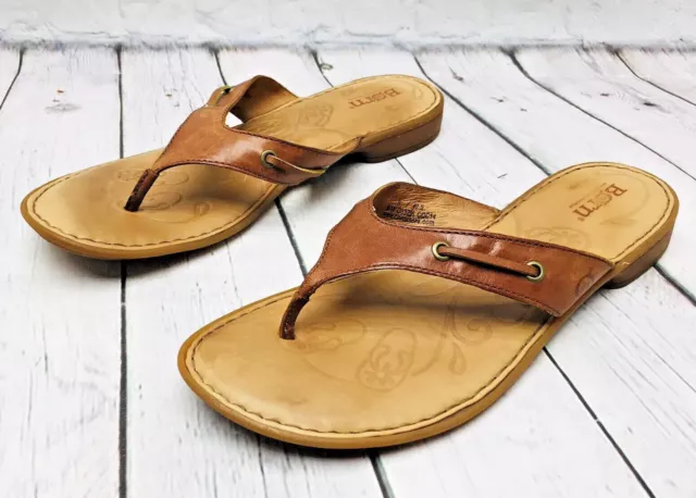 Born Women's Brown Leather Thong Sandals Flip Flop Slip On Slides US 9/ EU 40