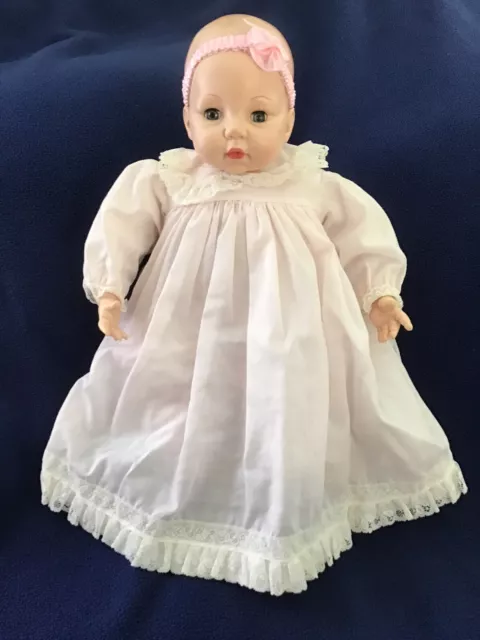 Madame Alexander Vintage 1966 VICTORIA 18" Original Crier Baby Doll - New Crier