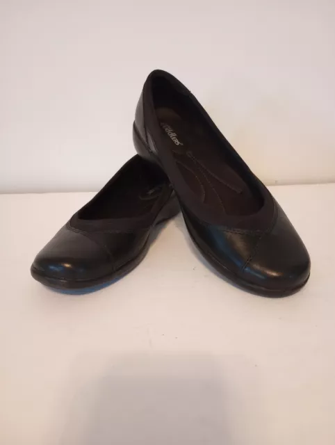 Cobbie Cuddlers Womens Size 8 W Black Shoes Wedge Comfort Walking