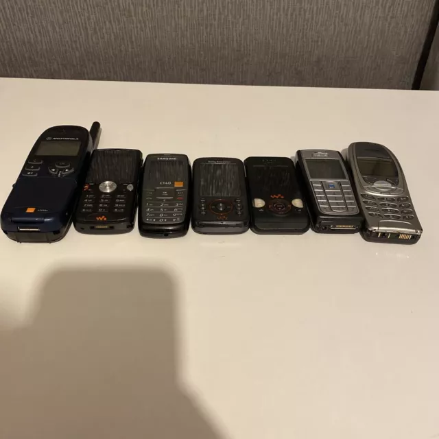 Job Lot Of Old Mobile Phones