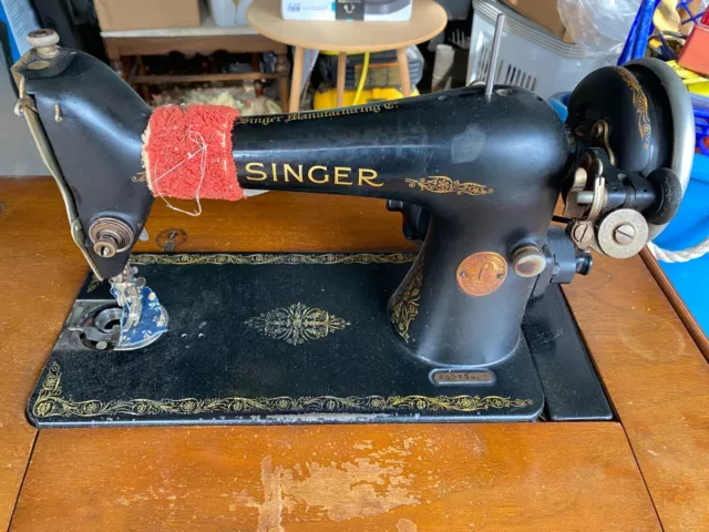 VINTAGE Singer Serger Professional 14U13 Sewing Machine Heavy Duty