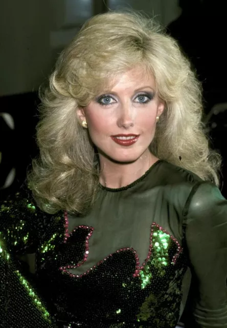 Morgan Fairchild Posing In Colorfull Dress 8x10 PRINT PHOTO