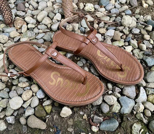 Circus by Sam Edelman Cayden Sandals Size 8.5 Brown  T-Strap Thong Slingback