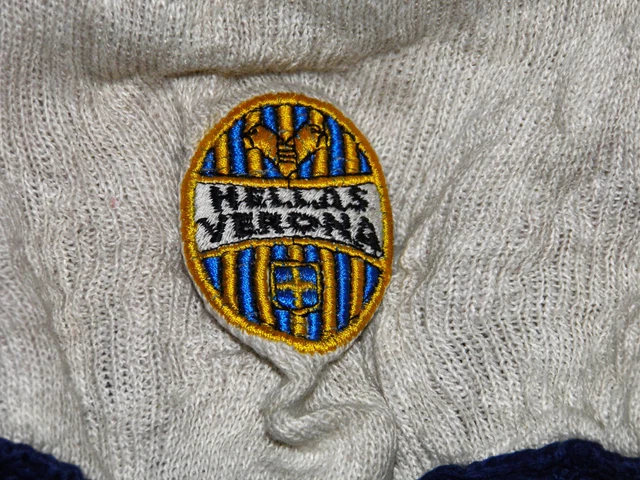Maglia Napoli scudetto, sarà questa? La foto virale sul web