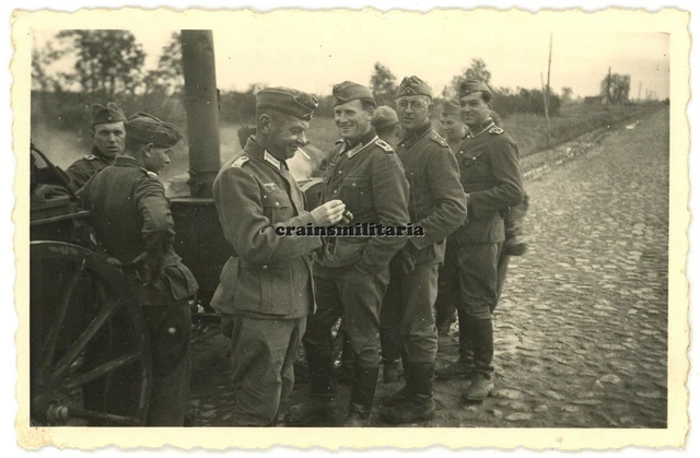 ORIG. FOTO OST-BATAILLON 666 Freiwillige Offizier mit Feldküche in ...