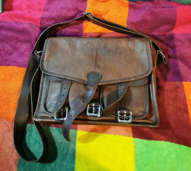 Leather Hand Made Messanger Bag Medium Size