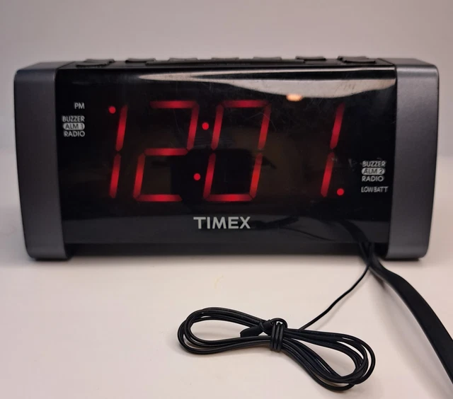 TIMEX T235Y DOUBLE Alarm AM/FM Clock Radio Black w/ Jumbo Red Numbers ...