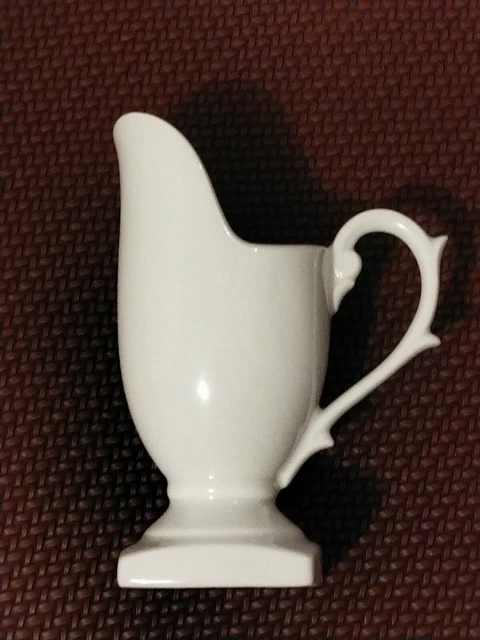 PICHET ANCIEN PORCELAINE Fine SARREGUEMINES? MINTON limoges/sevres
