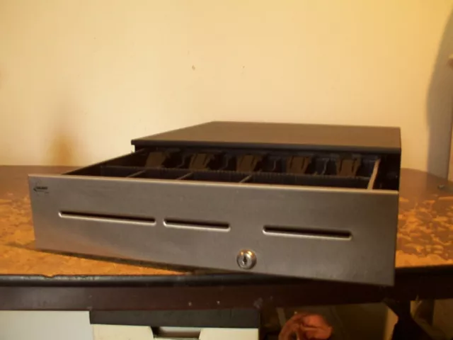 NCR MMF Advantage Cash Drawer w/ KEY ADV113B1131004 (NO Money Tray Till) 6552