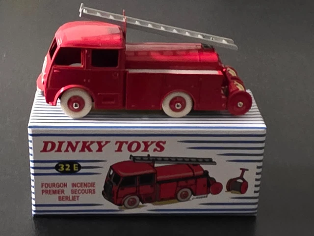 Dinky Toys France original - Berliet premiers secours / 1er
