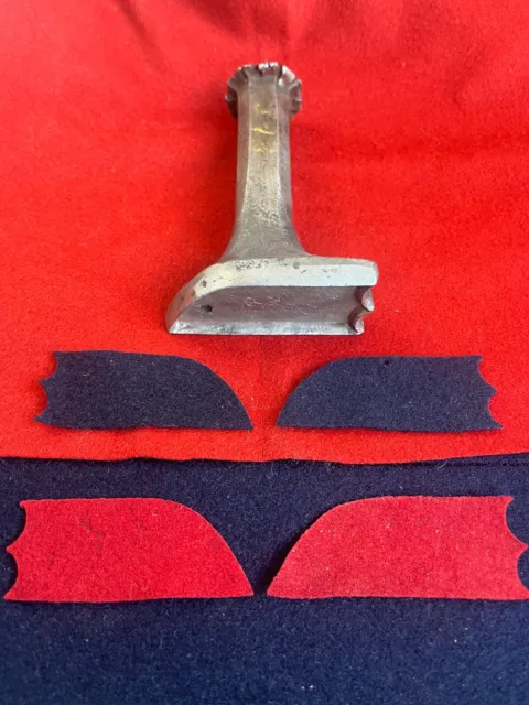 Paire de patte de collet modèle 1871 pour tunique et veste valable jusqu'en 1914