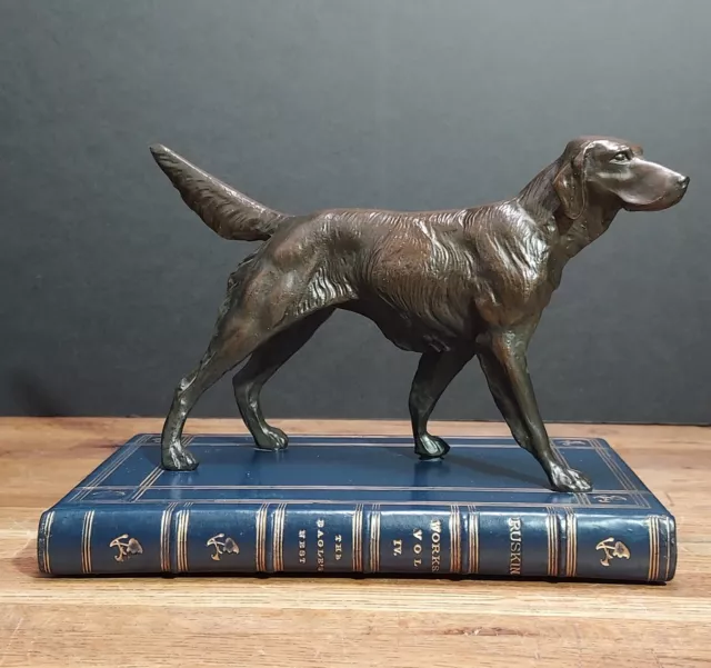 English Setter Dog Sculpture On Book Base